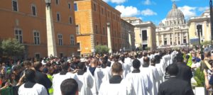 Venerdì Santo: i pennoni “IMBRONCATI”